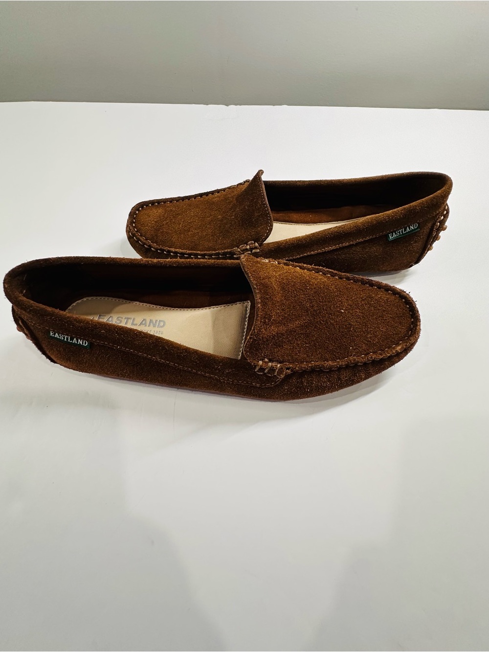 Eastland Biscayne Brown Suede Leather Driving Mocs Loafers Shoes Women’s size 9M